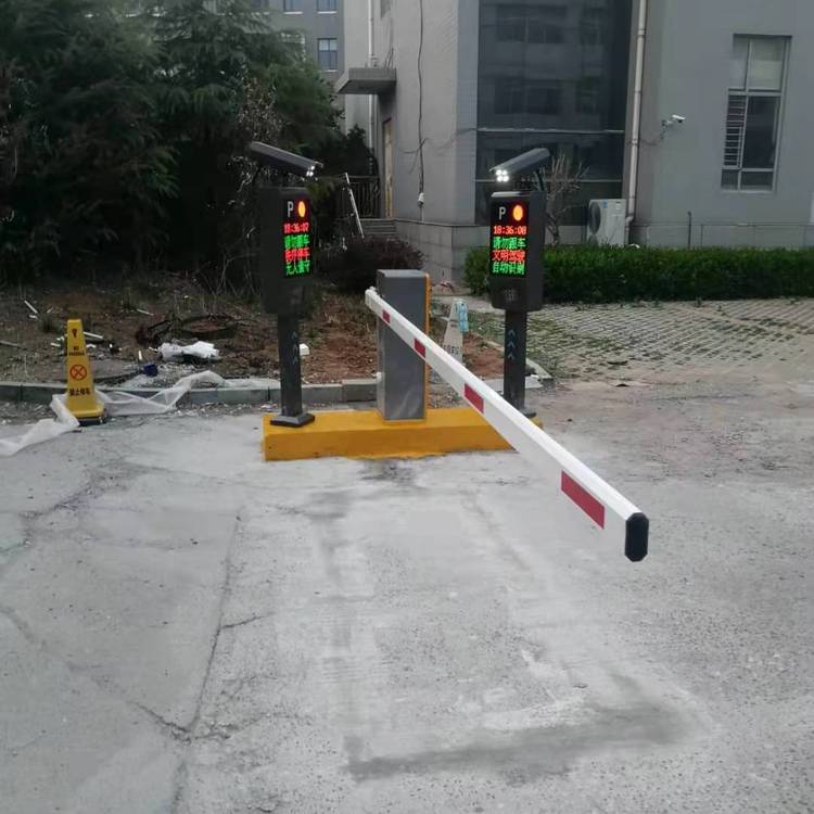 城阳小区智能车牌识别停车系统与门禁道闸报价深度分析